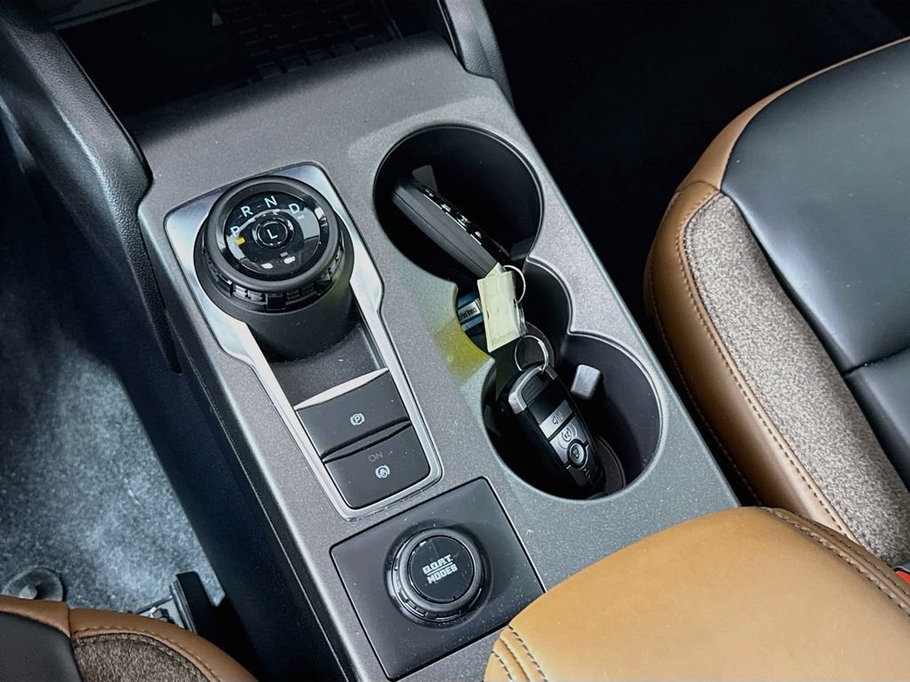 Certified 2025 Ford Bronco Sport Outer Banks w/ Outer Banks Tech Package+ AWD/4WD image 20