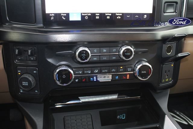 Certified 2023 Ford F250 Lariat w/ Sport Appearance Package image 18