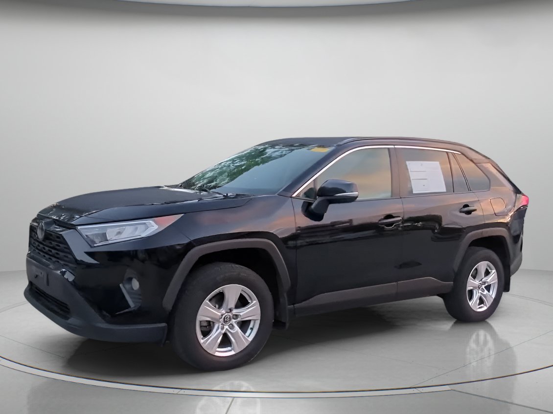 Used 2021 Toyota RAV4 XLE AWD/4WD image 11