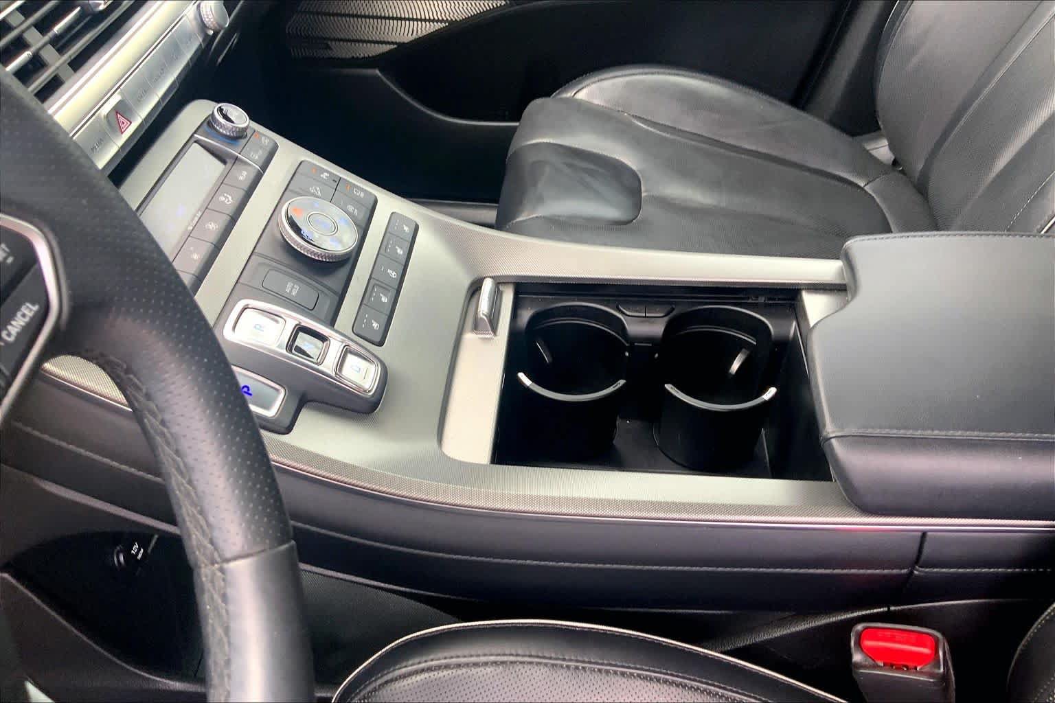 Used 2020 Hyundai Palisade Limited AWD/4WD image 17