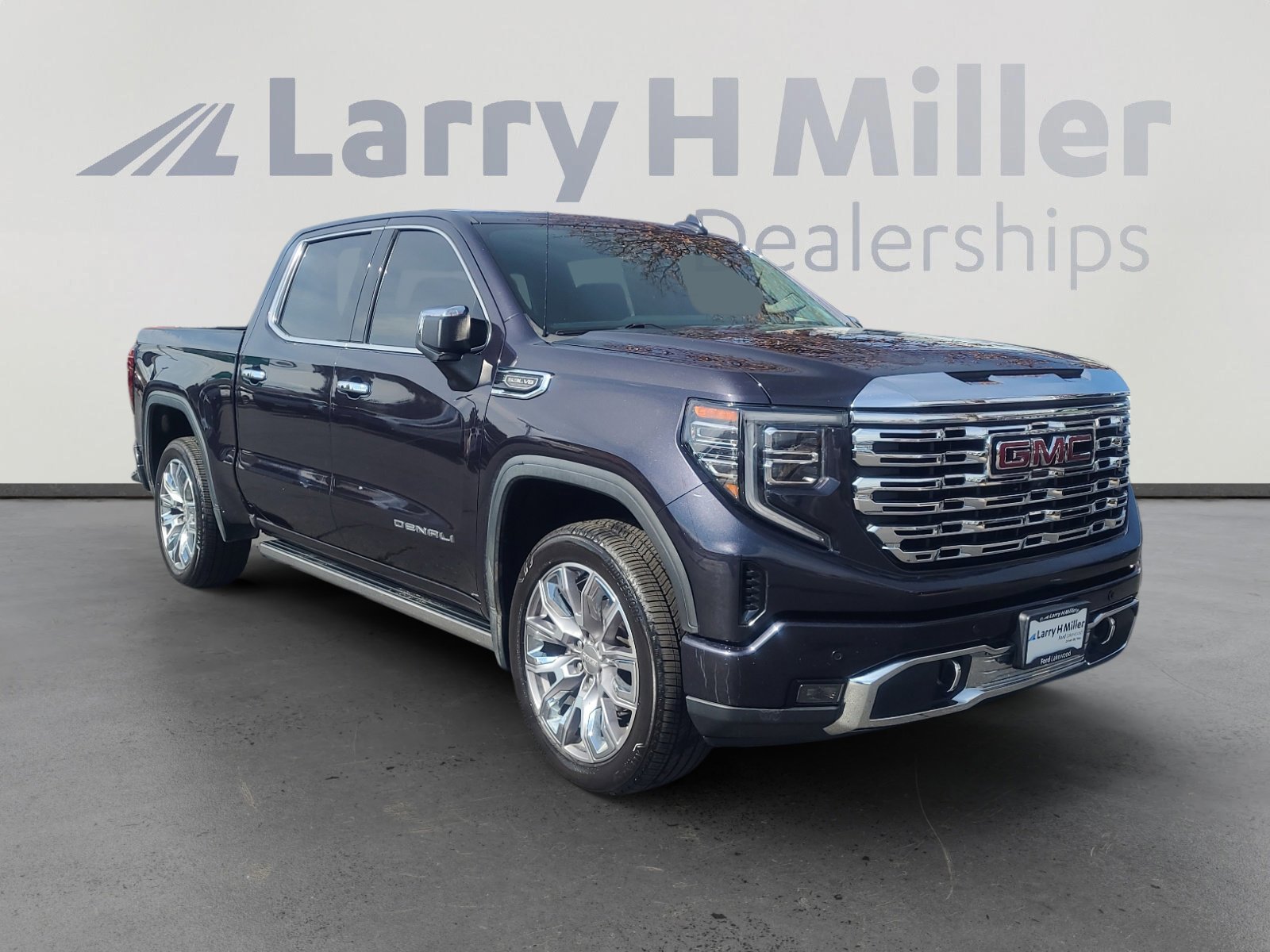 Used 2023 GMC Sierra 1500 Denali w/ Denali Reserve Package image 7