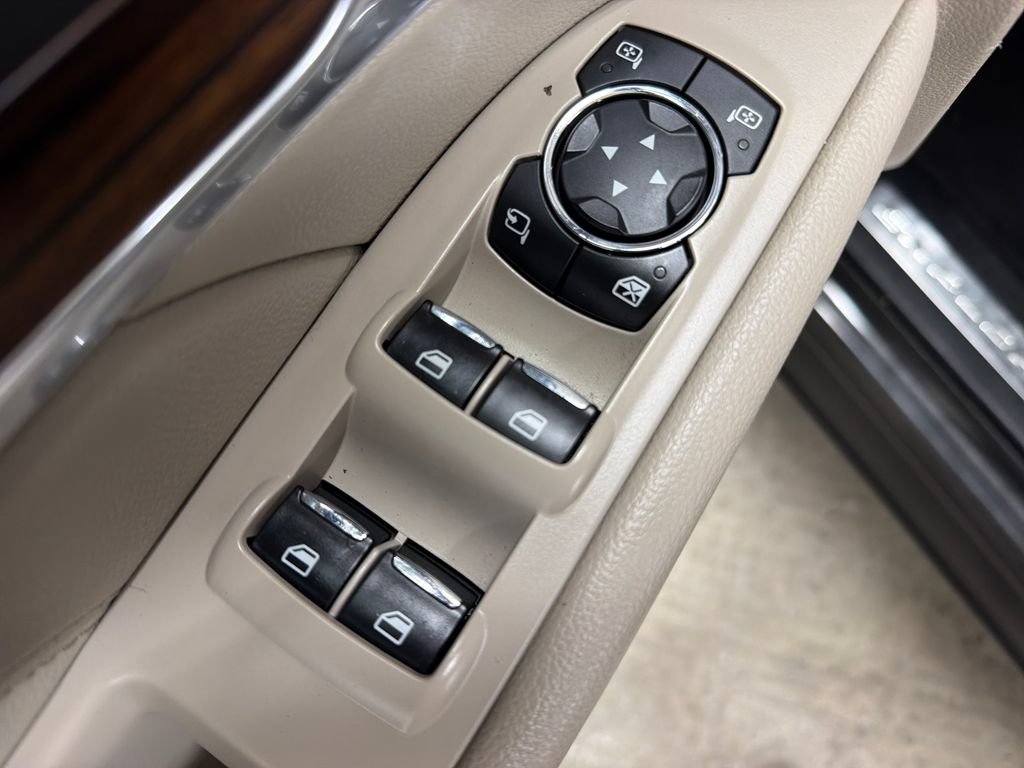 Certified 2018 Ford Explorer Limited FWD image 18