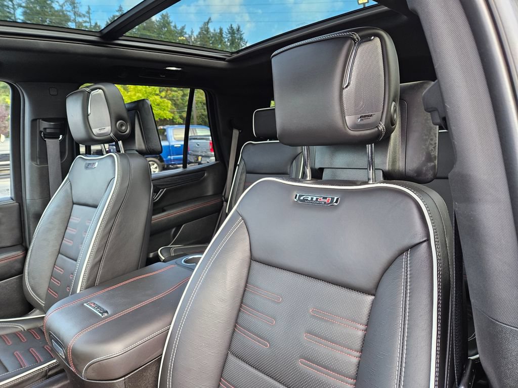 Used 2025 GMC Yukon AT4 Ultimate AWD/4WD image 28