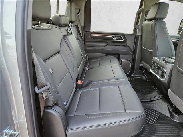 Used 2025 GMC Sierra 3500 Denali w/ Denali Reserve Package AWD/4WD image 18