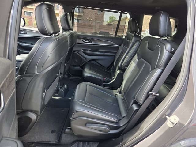 Used 2024 Jeep Grand Cherokee L Limited w/ Luxury Tech Group II AWD/4WD image 10