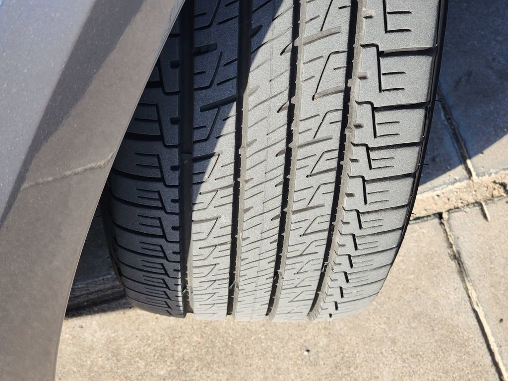 Used 2017 Hyundai Elantra SE image 11