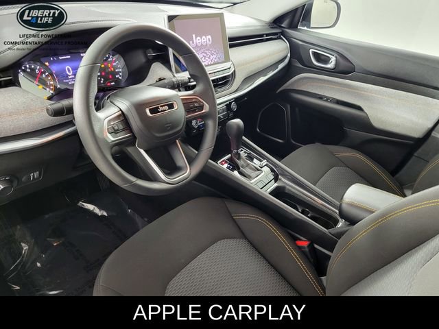 Used 2022 Jeep Compass Sport image 12