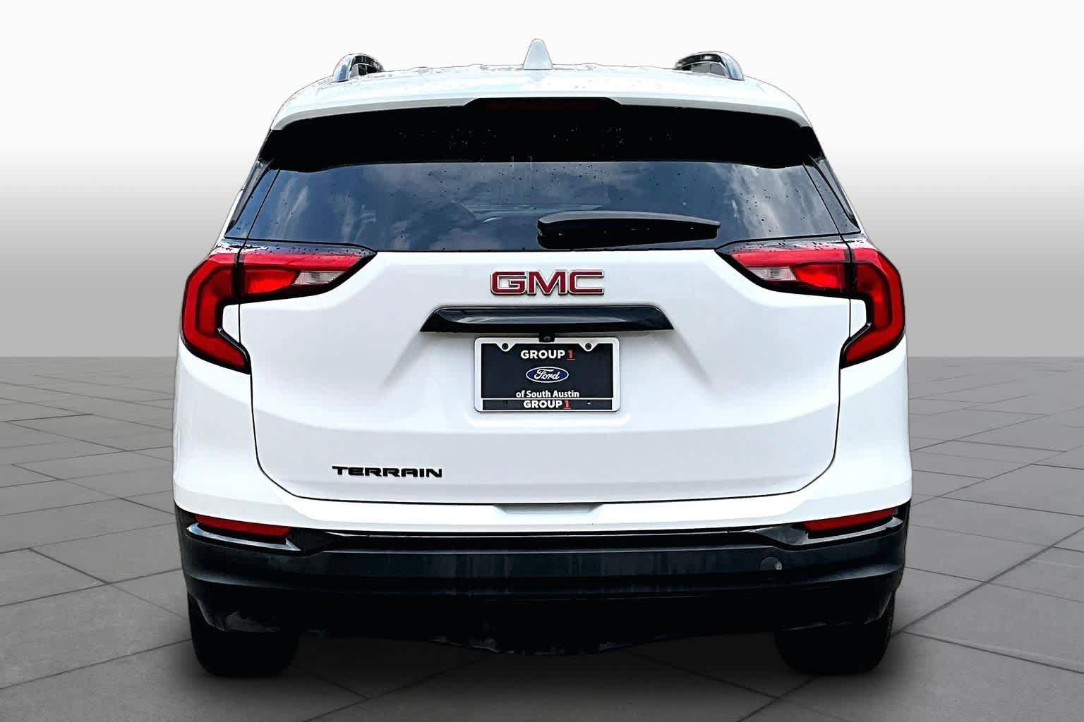 Used 2021 GMC Terrain SLT w/ Elevation Edition FWD image 5