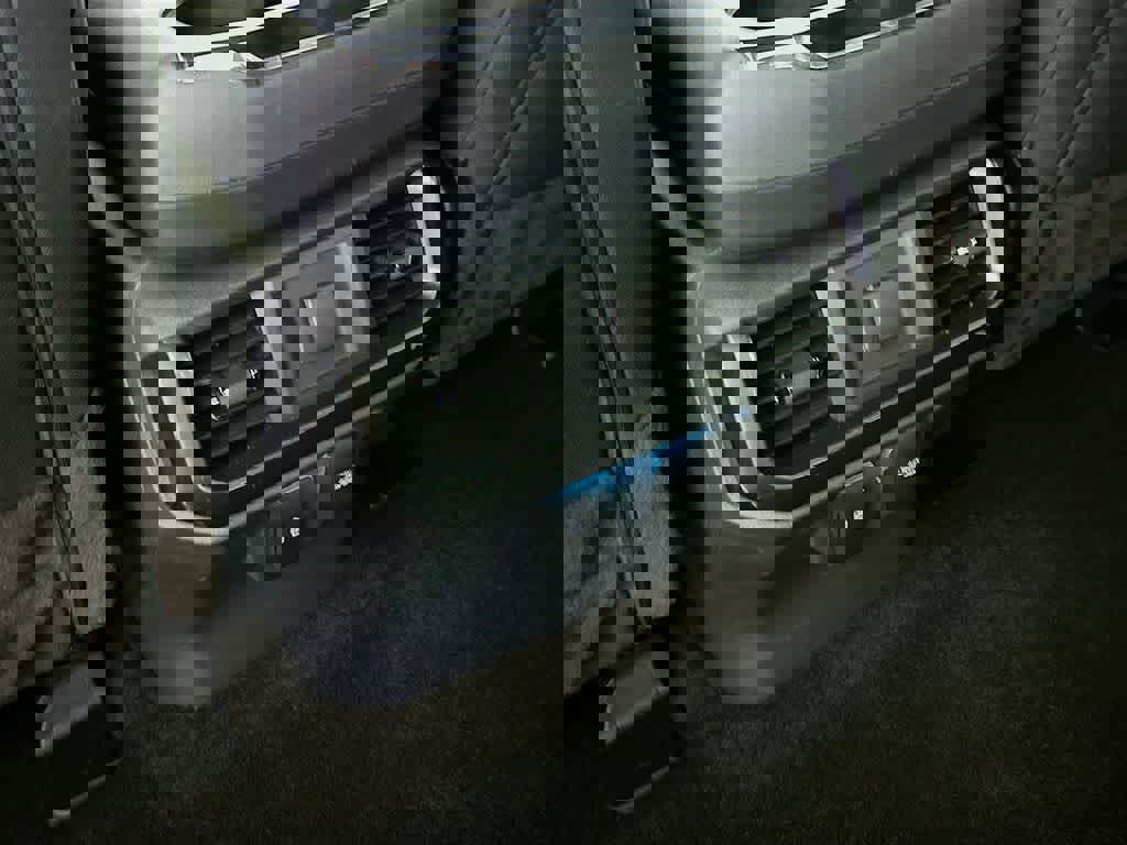 Certified 2022 Ford F150 XLT w/ Equipment Group 302A High image 16