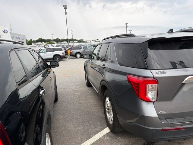 Certified 2022 Ford Explorer XLT RWD image 4