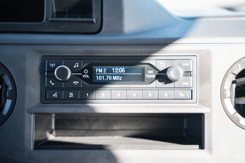 Certified 2023 Ford E-450 and Econoline 450 Super Duty w/ Power Windows & Locks Group image 22