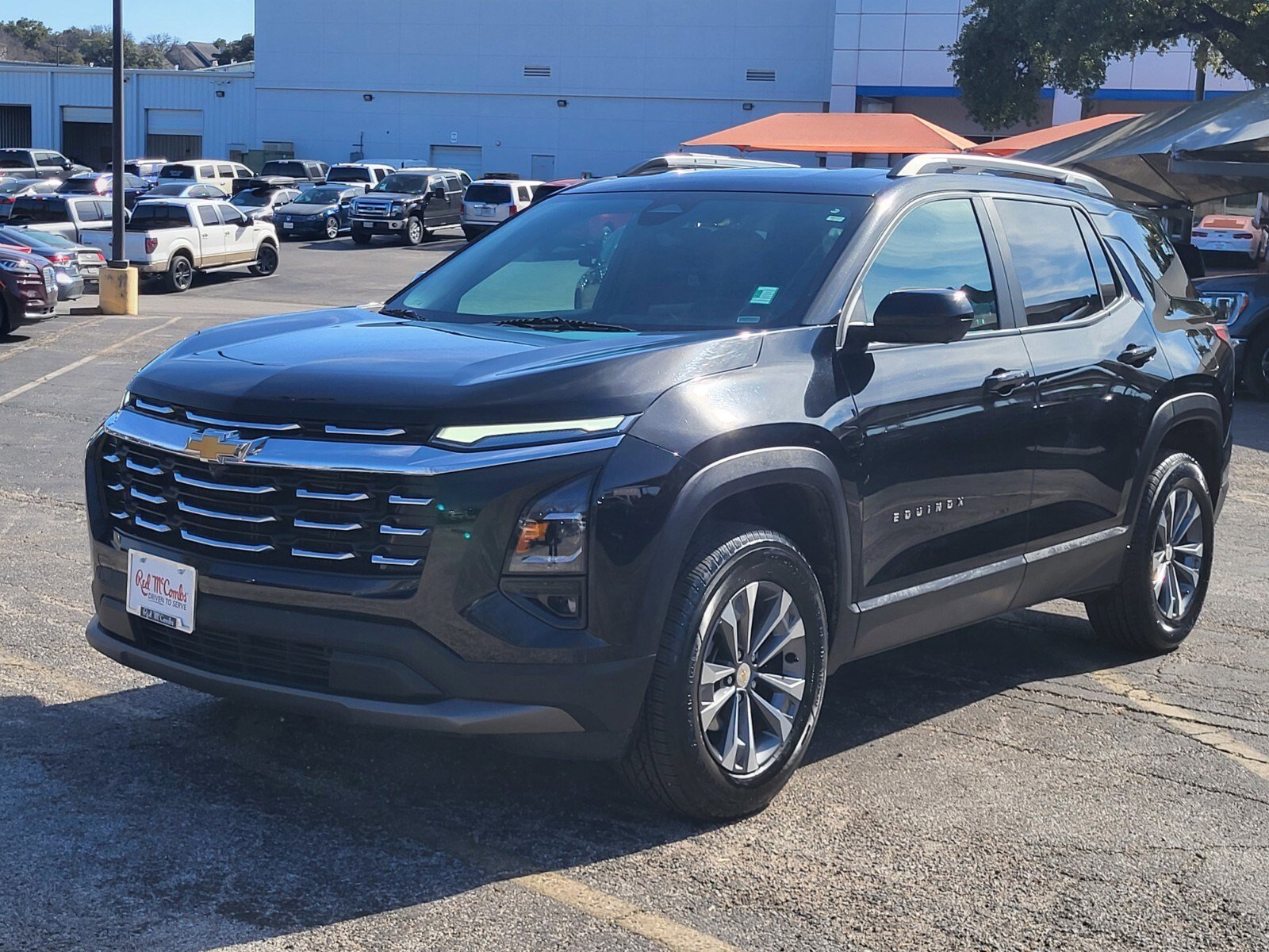 Used 2025 Chevrolet Equinox LT w/ Convenience Package II image 7