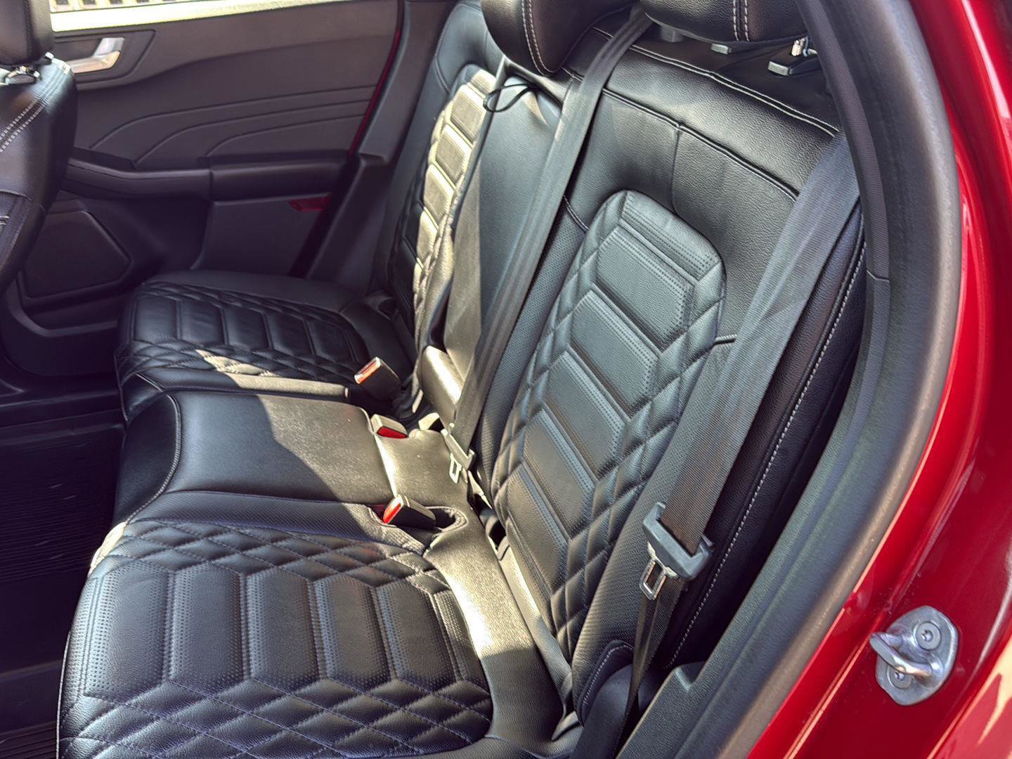 Certified 2023 Ford Escape SE w/ PHEV Premium Package image 30