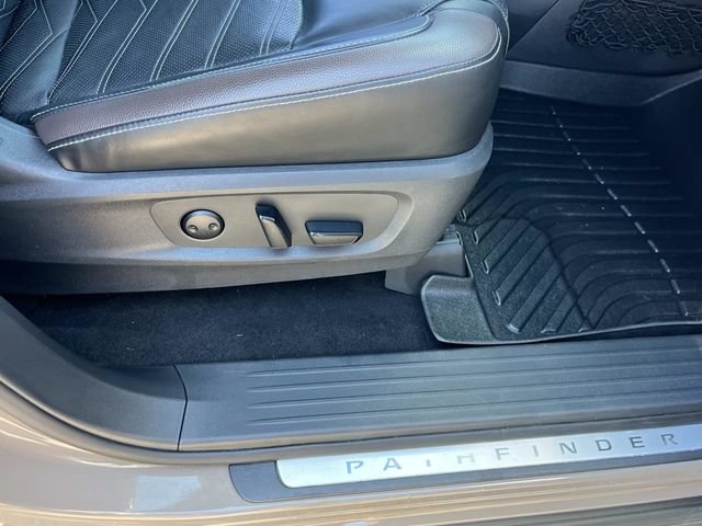 Used 2023 Nissan Pathfinder Platinum AWD/4WD image 31