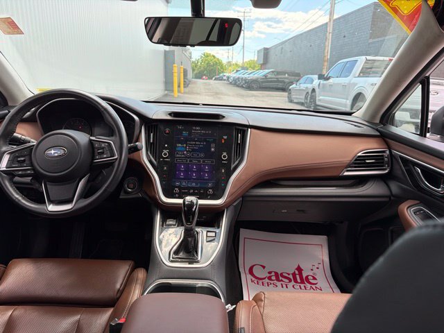 Used 2020 Subaru Outback Touring AWD/4WD image 6