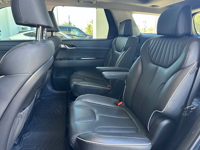 Used 2024 Hyundai Palisade Limited AWD/4WD image 16
