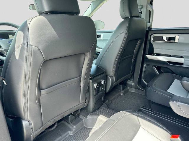 Certified 2023 Ford Explorer XLT w/ Equipment Group 202A AWD/4WD image 14