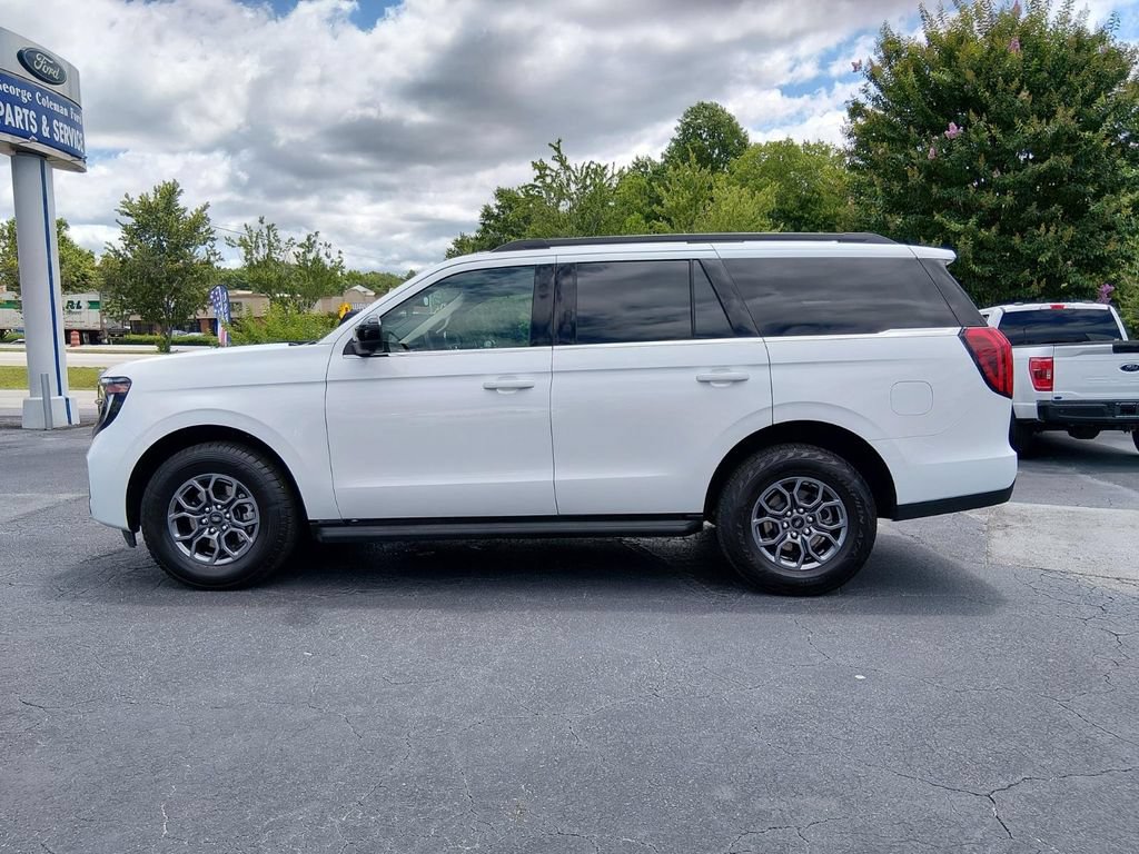 Certified 2025 Ford Expedition Active AWD/4WD image 7