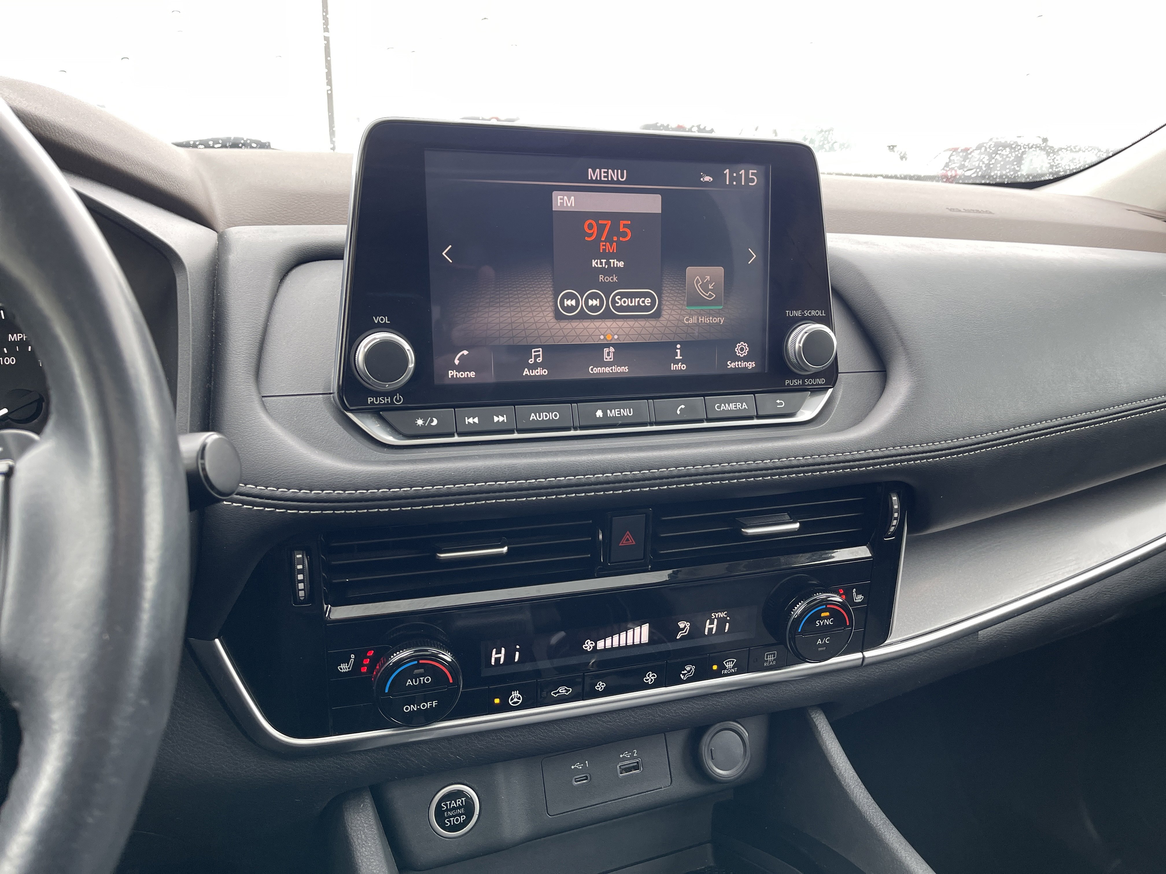 Used 2021 Nissan Rogue SV image 18