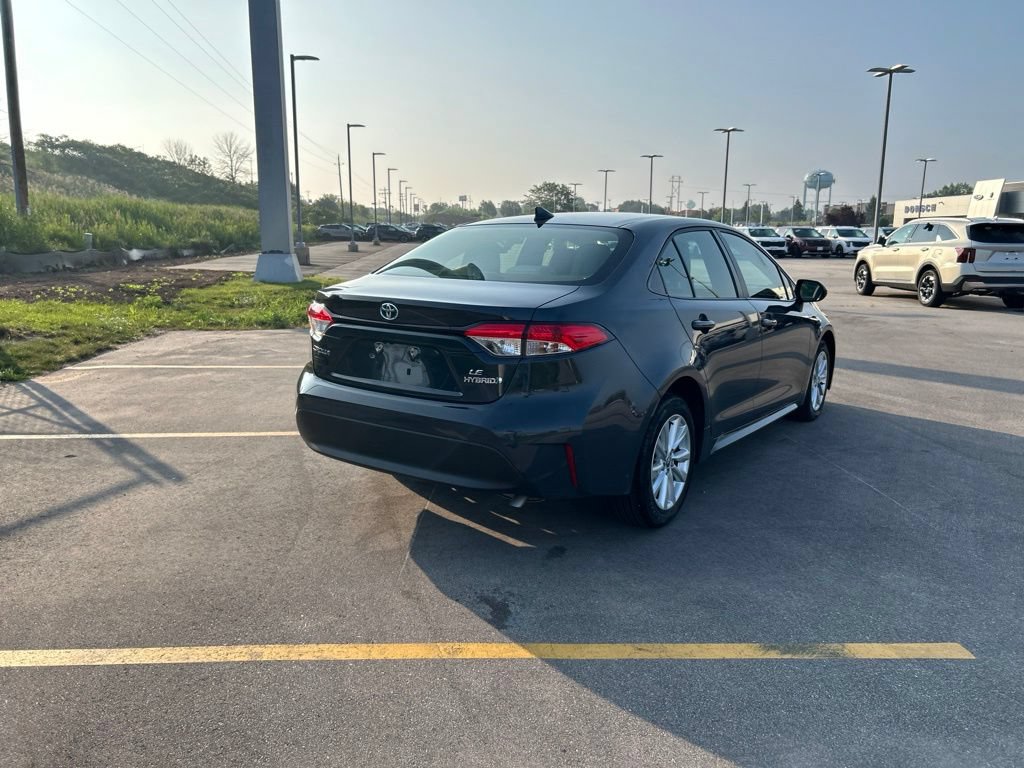 Used 2023 Toyota Corolla LE w/ LE Convenience Package FWD image 7