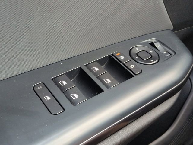 Used 2025 Kia K4 FWD image 29