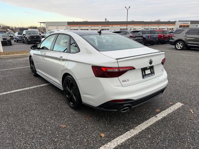 Used 2023 Volkswagen Jetta GLI Autobahn image 3