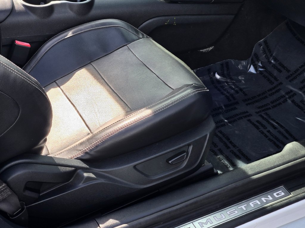 Certified 2020 Ford Mustang Premium RWD image 8