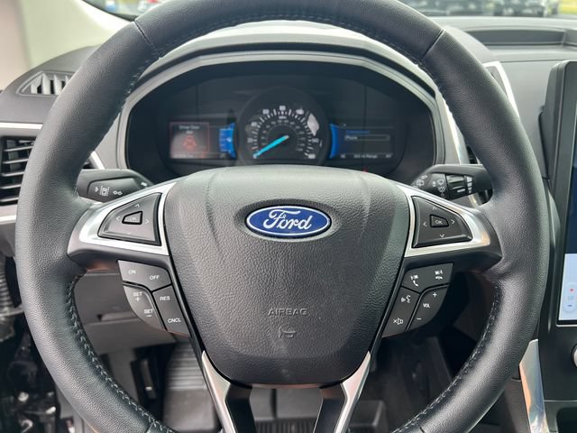 Certified 2024 Ford Edge Titanium AWD/4WD image 15