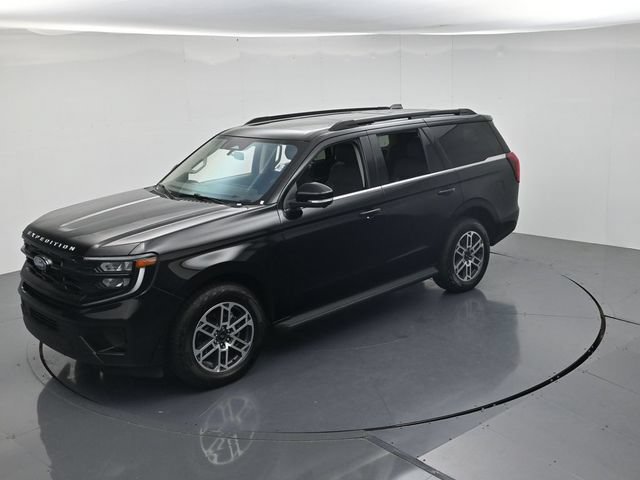 Certified 2025 Ford Expedition Active AWD/4WD image 63
