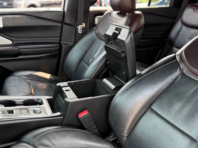 Certified 2020 Ford Explorer Platinum w/ Premium Technology Package AWD/4WD image 30