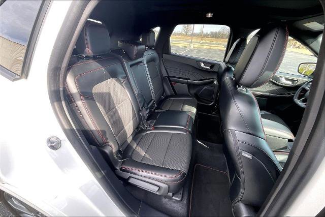 Certified 2023 Ford Escape ST-Line w/ Tech Pack #1 image 17