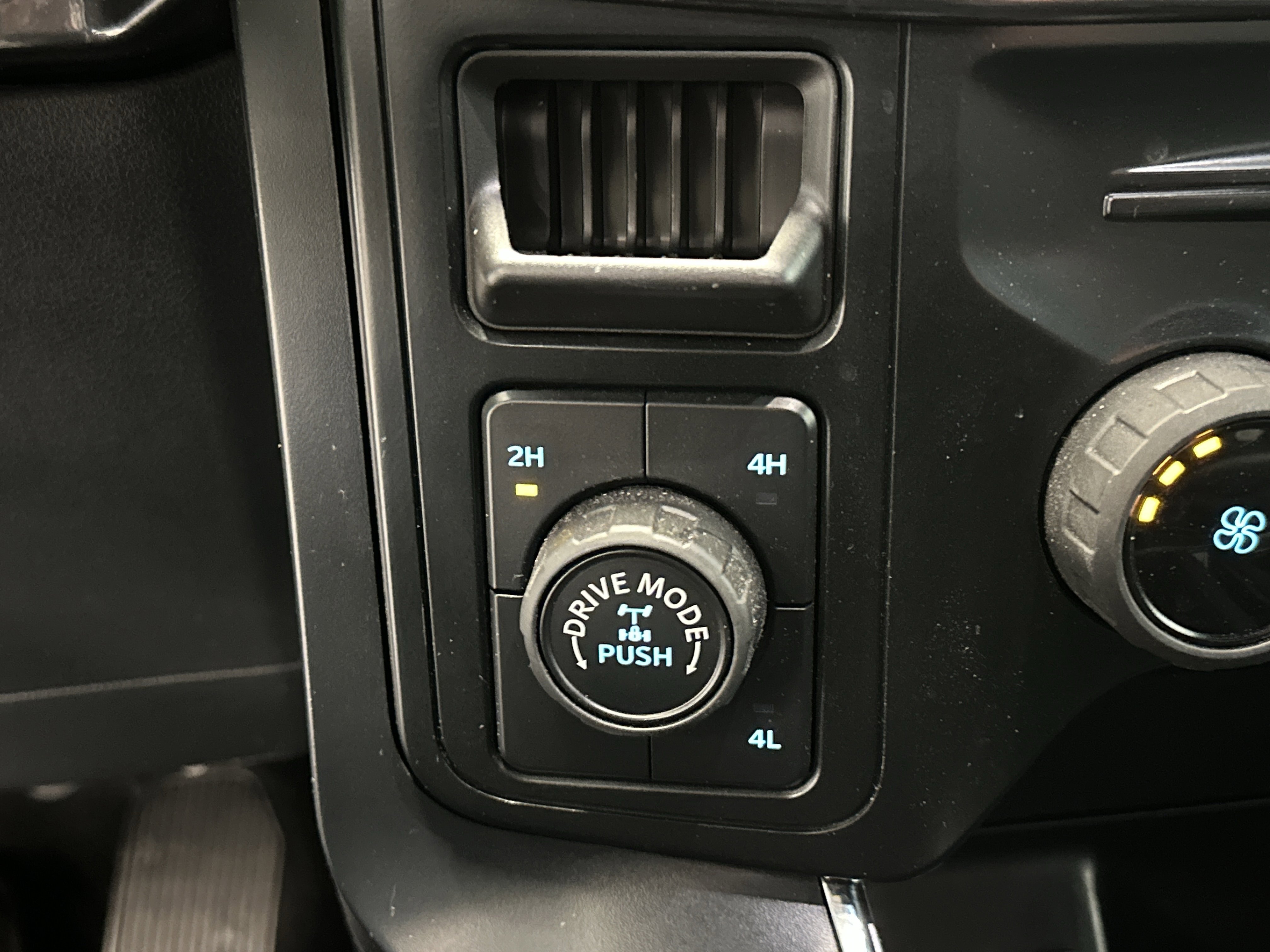 Certified 2024 Ford F150 STX w/ STX Black Appearance Package image 27