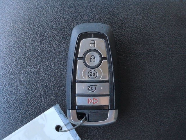 Certified 2024 Ford Edge SEL w/ Convenience Package AWD/4WD image 31