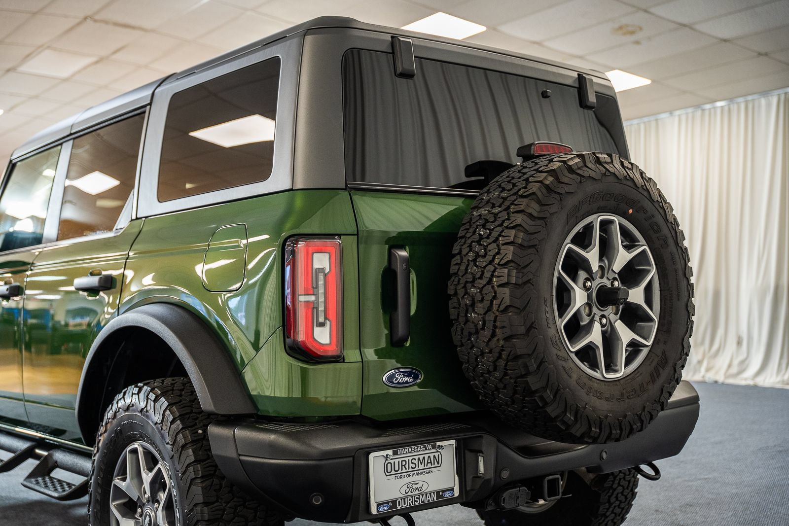 Certified 2024 Ford Bronco Badlands AWD/4WD image 5
