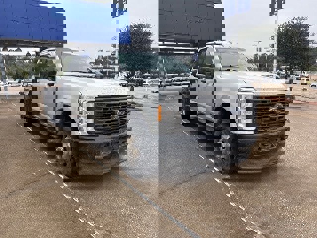 Certified 2023 Ford F350 XL w/ FX4 Off-Road Package image 6