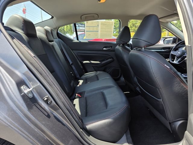 Used 2024 Nissan Altima 2.5 SR FWD image 28