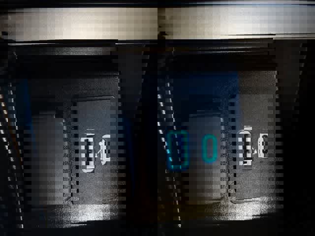 Certified 2022 Ford Explorer XLT image 30