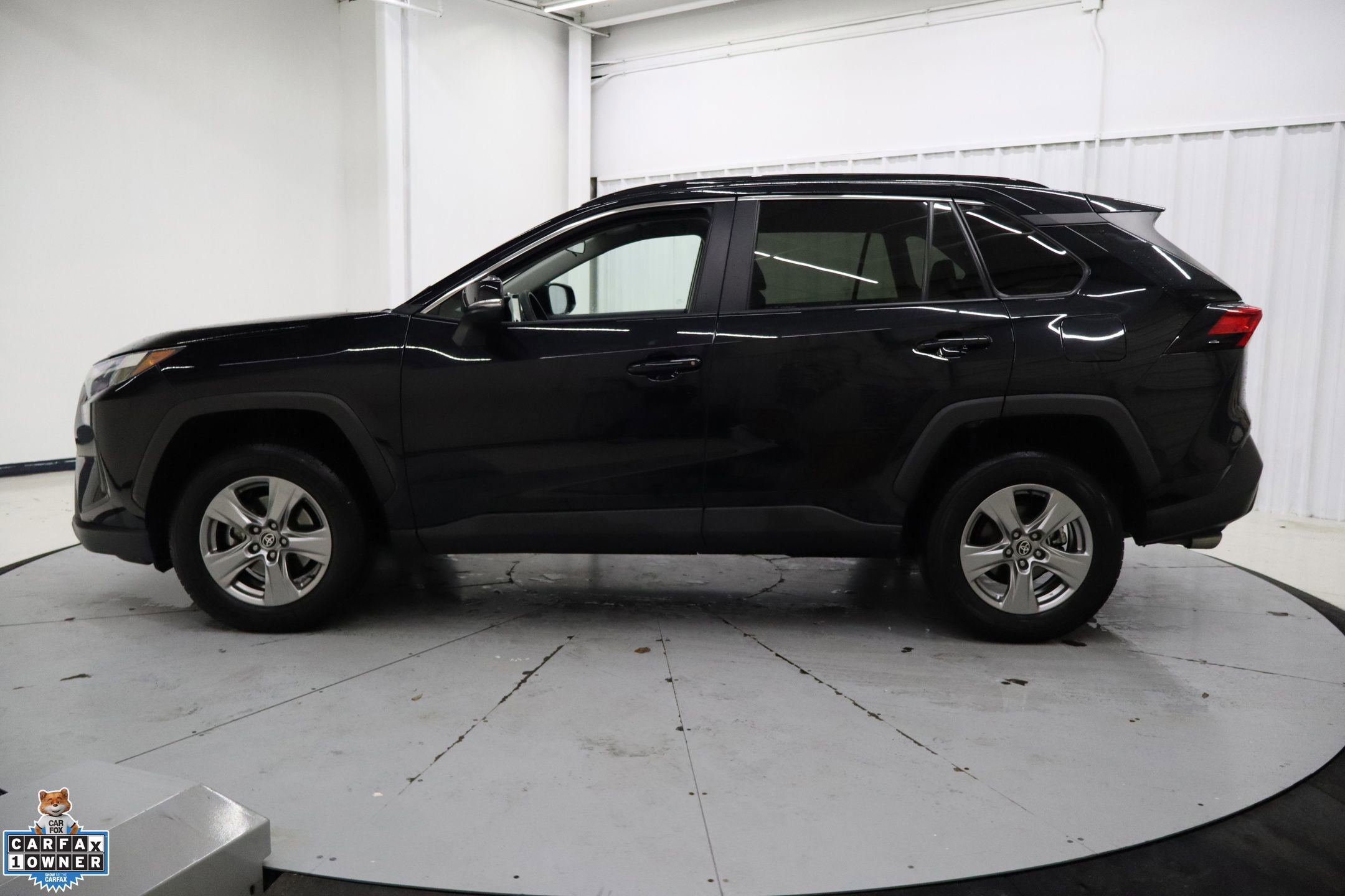 Used 2024 Toyota RAV4 XLE image 9