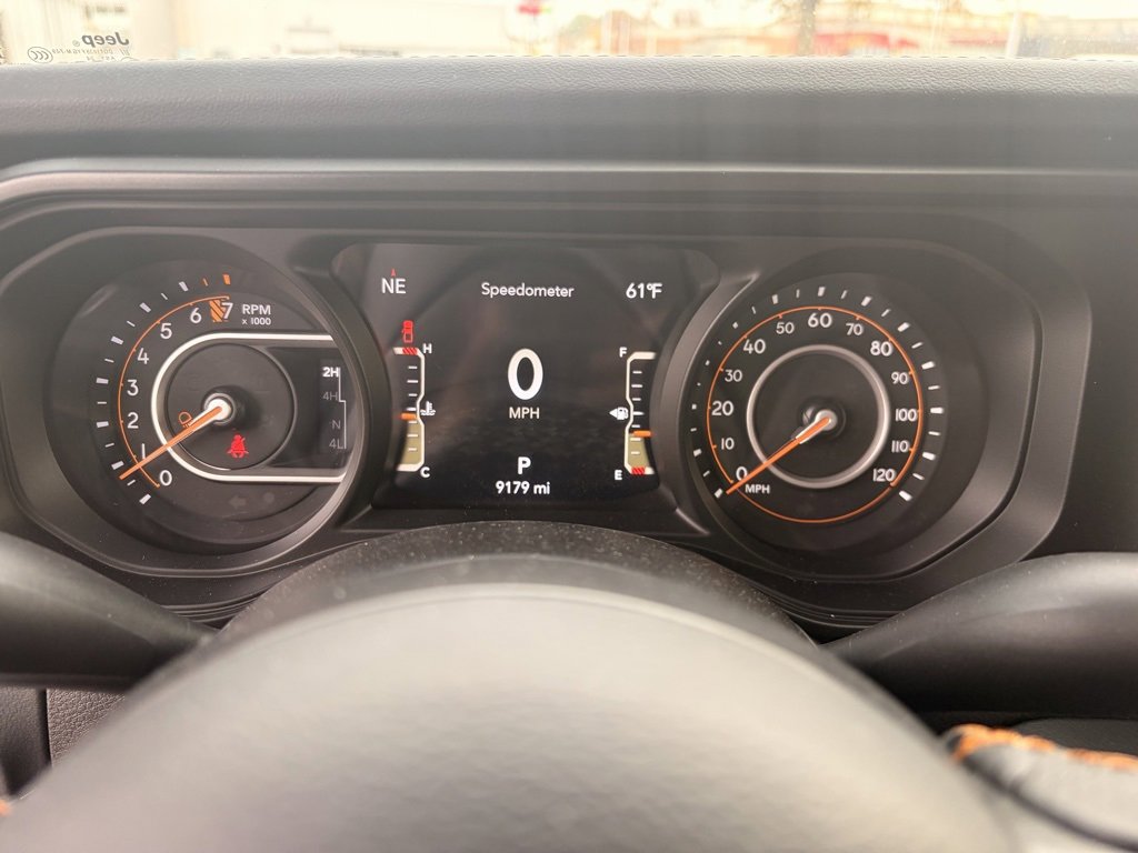 Used 2024 Jeep Gladiator Mojave w/ Steel Bumper Group image 18