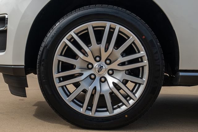 Certified 2024 Ford Expedition Limited RWD image 4