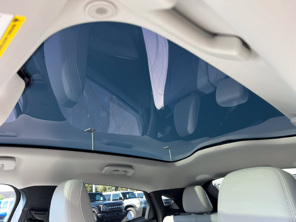 Certified 2025 Ford Mustang Mach-E Premium w/ Interior Protection Package AWD/4WD image 4