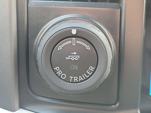 Certified 2022 Ford F150 Lariat w/ Trailer Tow Package AWD/4WD image 14