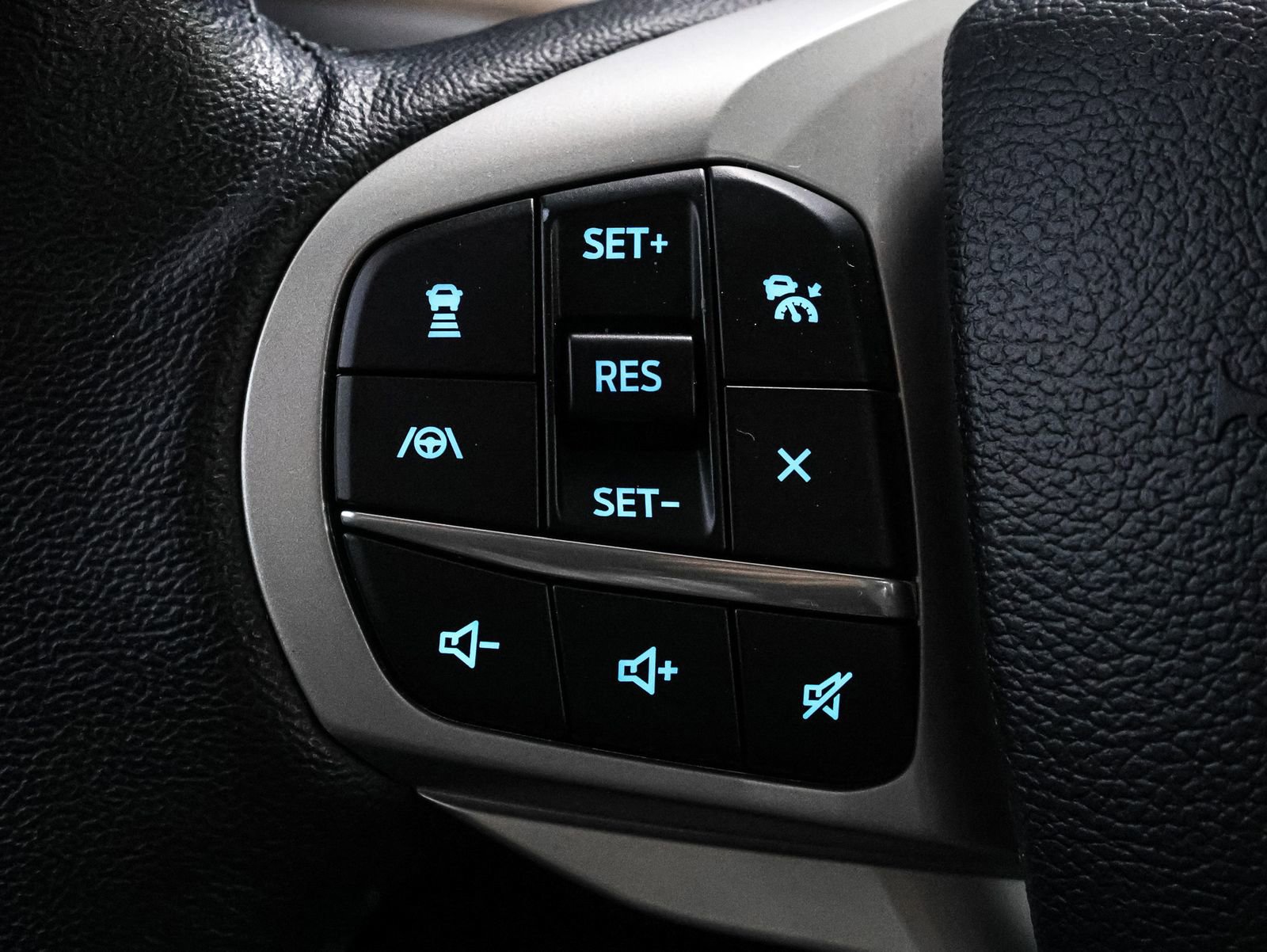 Certified 2023 Ford Explorer Limited w/ Limited Technology Package AWD/4WD image 37