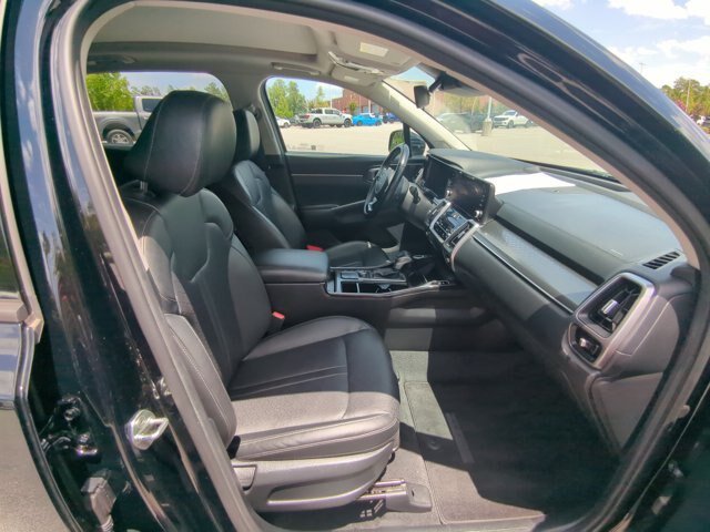 Used 2023 Kia Sorento S w/ Panoramic Sunroof Package FWD image 28