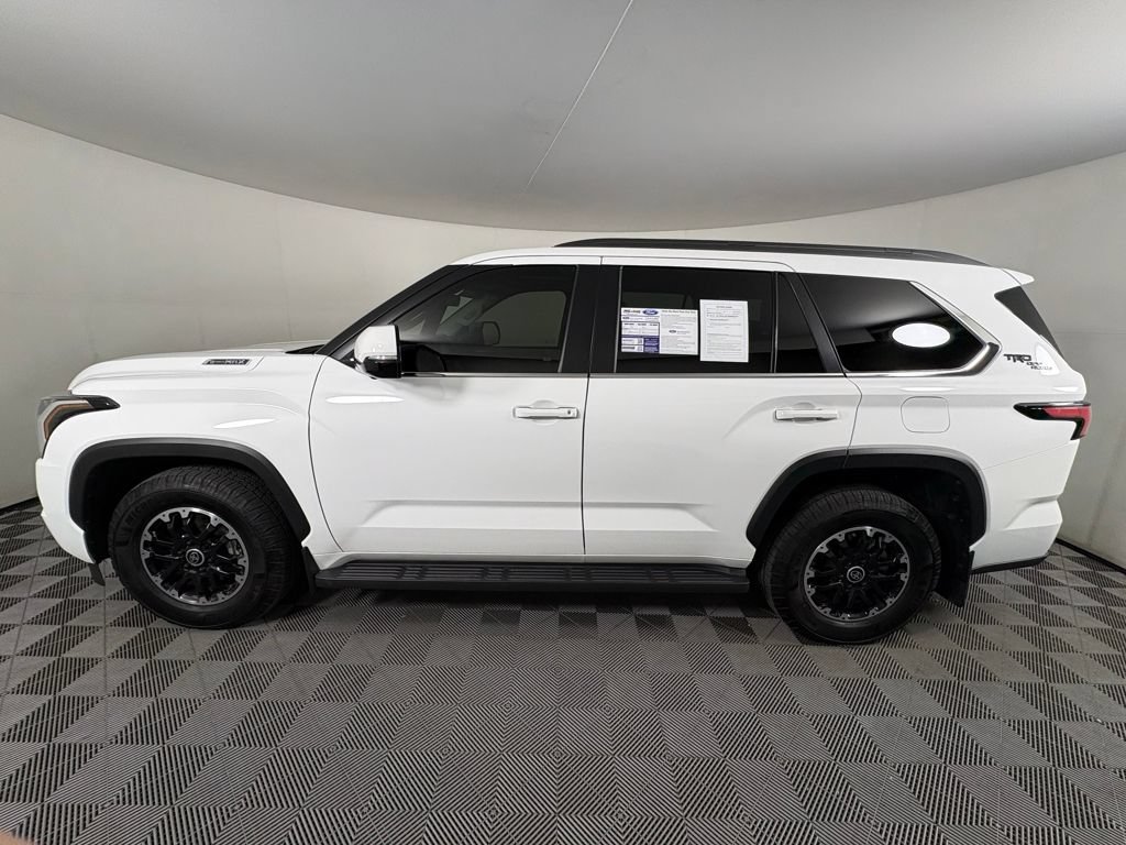 Used 2024 Toyota Sequoia TRD Pro AWD/4WD image 2