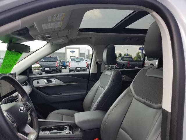 Certified 2025 Ford Explorer Active w/ Active Comfort Package AWD/4WD image 13