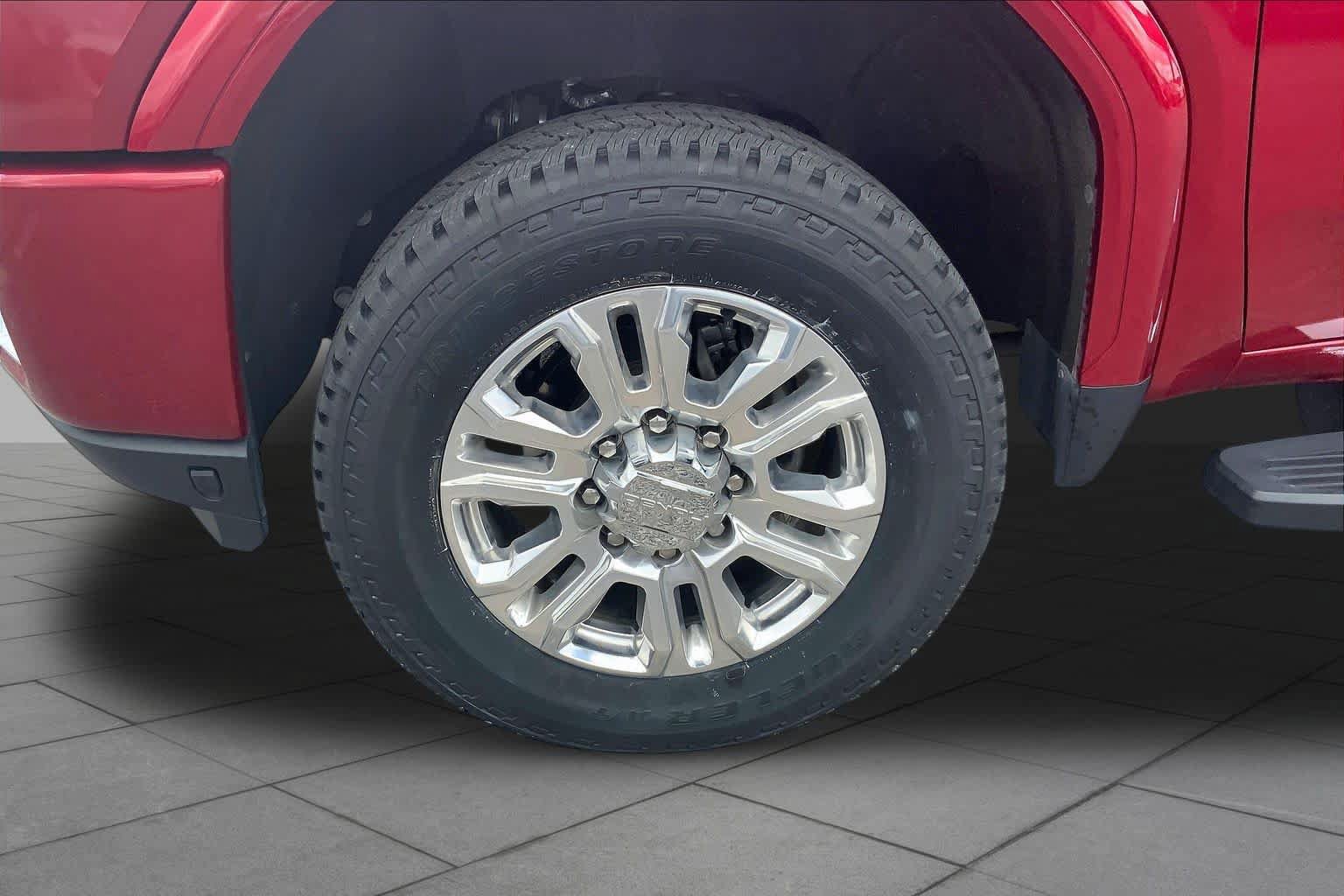 Used 2022 GMC Sierra 2500 Denali AWD/4WD image 10