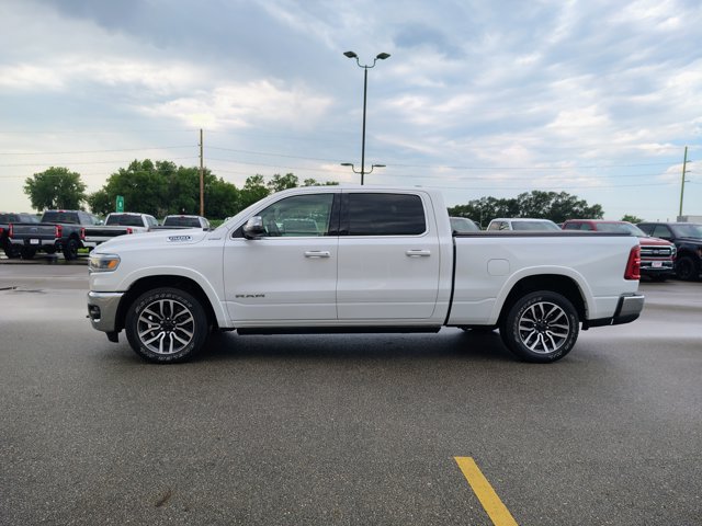 Used 2025 RAM 1500 Limited AWD/4WD image 5
