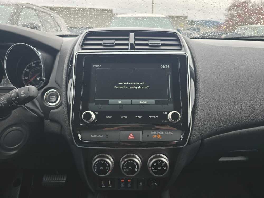 Used 2024 Mitsubishi Outlander Sport SE image 12