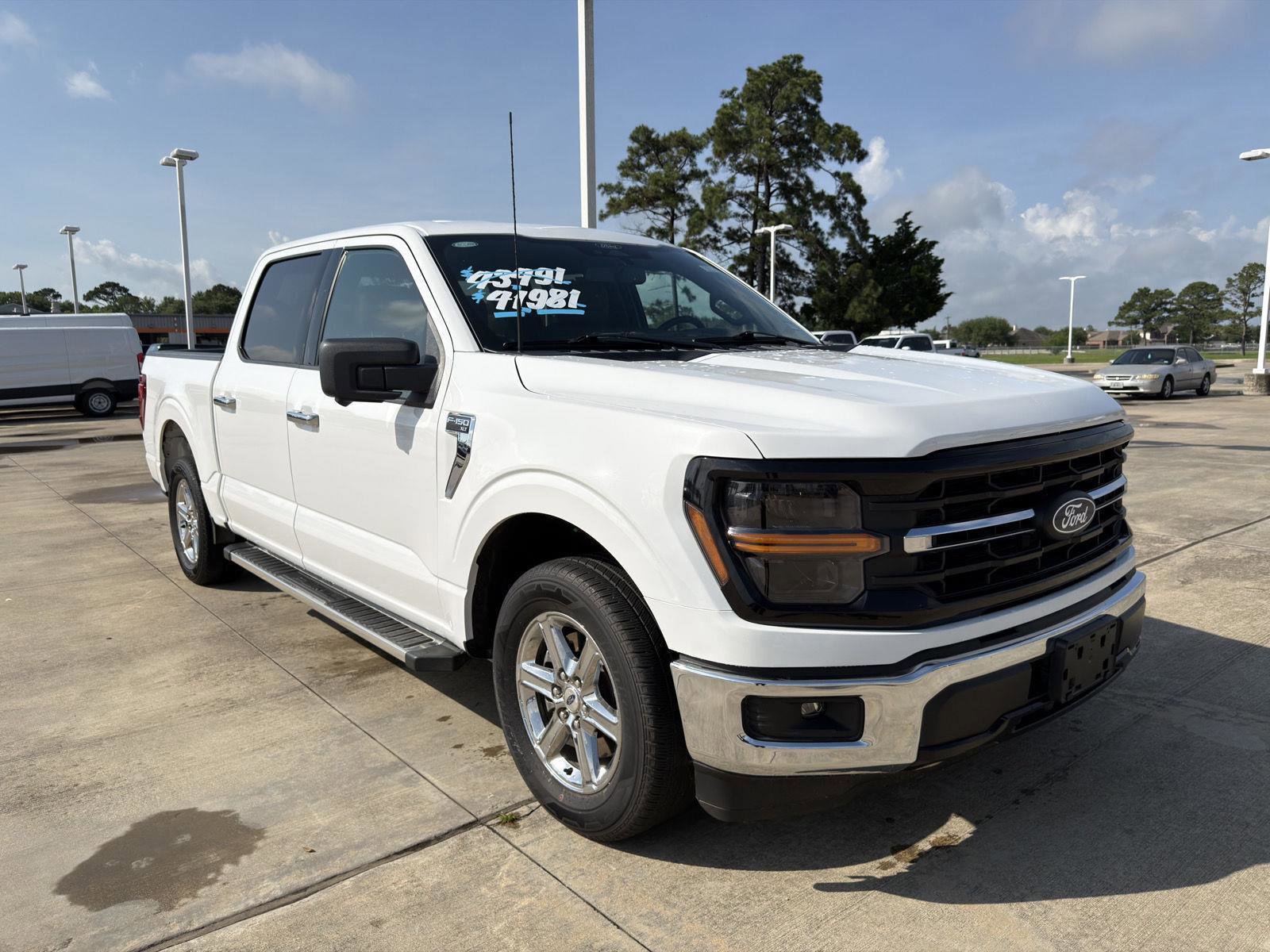 Certified 2024 Ford F150 XLT w/ Mobile Office Package RWD image 2